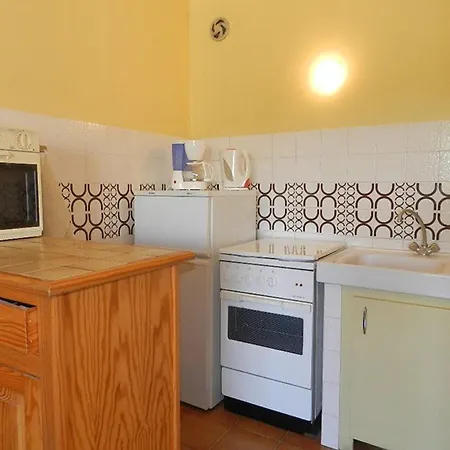 Bormes-les-mimosas, 1 Piece, 3 Personnes - Fr-1-251-670 Apartmán